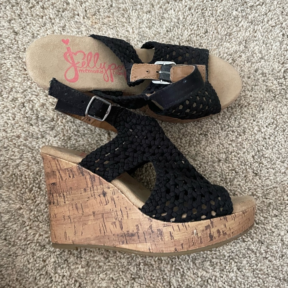 Size 7 heals